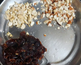 A picture of step 2 of Ragi Dates Modak.