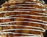 A picture of step 5 of Okonomiyaki.