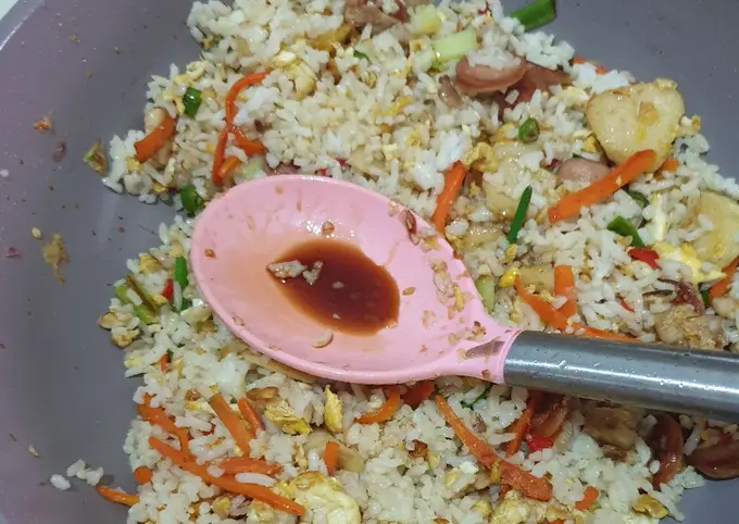 Langkah-langkah untuk membuat Resep 119. Nasi Goreng Ala Chinese Food