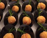Foto del passaggio 9 della ricetta Choux di salmone, brandy e pepe rosa