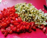 Foto del passaggio 2 della ricetta Insalata di orzo, gamberetti e zucchine