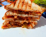 A picture of step 8 of Grilled Paneer Chilli Sandwich.