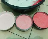 Foto langkah ke 3 dari resep Bolu kukus baking powder (Rasa Strawberry).