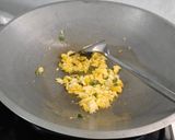 Foto langkah ke 2 dari resep Nasi Goreng Margarin.
