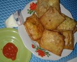 Foto langkah ke 6 dari resep Lumpia isi kol dan daun bawang.
