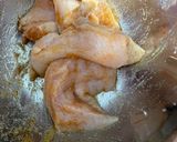 A picture of step 1 of Chicken & broccoli with creamy garlic Parmesan sauce.