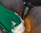 A picture of step 1 of Rich And creamy peach shake.