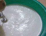 Foto langkah ke 4 dari resep Milky Cheese Mousse Ice Cream Homemade.