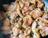 A picture of step 2 of Simple garlic fried chicken🧄🍽🍗.