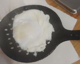Foto del paso 6 de la receta: Huevos poché sin utensilios especiales