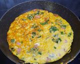 Foto langkah ke 3 dari resep Martabak mie daun kelor.
