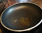 Foto del paso 9 de la receta: Sepia con pesto Vidalim Omega 3 y calabacín salteado