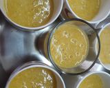 A picture of step 6 of Mango agar agar pudding.