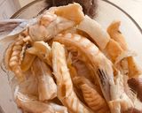 Hình bước làm 4 của món Bún lườn cá hồi - Rosy’s kitchen