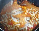 Foto langkah ke 7 dari resep Seblak Kuah Makaroni Ceker.