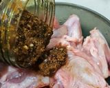 Foto langkah ke 1 dari resep Ayam Goreng Ketumbar.