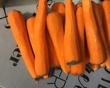 Une image de l'étape 1 de Salade marinée de carottes aux tomates et jambon sauce cumin.