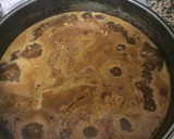 Foto del paso 2 de la receta: Pies de cerdo estofado con ciruelas