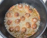 Une image de l'étape 6 de Keftedes au Ouzo 🇬🇷 (boulettes de viande moelleuses à la Grecque).