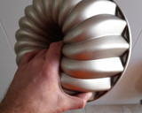 Foto del paso 8 de la receta: Bundt cake de nueces pecanas, chocolate blanco/crema almendra s/g