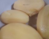 A picture of step 4 of Potatoes cheese donuts.