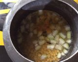 A picture of step 2 of Dal Palak.