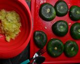 Foto del paso 4 de la receta: Zapallitos rellenos en microondas