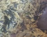Foto del paso 3 de la receta: Spanakorizo (arroz vegano griego con limón espinaca y garbanzos)