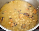 Foto del paso 7 de la receta: Potaje de garbanzos con mejillones