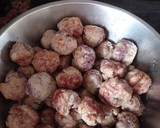 Foto del paso 3 de la receta: Albóndigas con champiñones y patatas