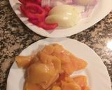 Foto del paso 2 de la receta: Fajitas mexicanas de pollo con guacamole y doritos 😋