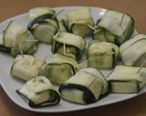 Rántott cukkini mozzarellával töltve recept fázis 3 fotója