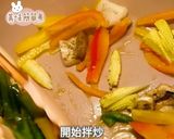 🌶️ 辣味蒜香蔬食菇菇炒麵的食譜步驟8照片