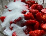 Une image de l'étape 3 de Layer cake à la fraise.