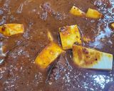Foto del paso 4 de la receta: Carne de cerdo en salsa de chile pasilla con papa