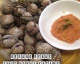 Foto langkah ke 3 dari resep Kerang Rebus Saus Nanas Kacang.