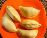 গাজরের হালুয়া স্টাফড গুজিয়া (gajar halwa stuffed gujiya recipe in Bengali) রেসিপি ধাপ - 4 ছবি