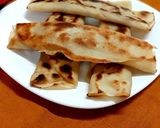 মুগ পাটিসাপ্টা(moog patisapta recipe in bengali) রেসিপির ধাপ 6 ছবি