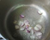 Hình bước làm 2 của món Canh gà bắp cải
