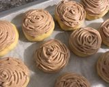 Foto langkah ke 5 dari resep Roti Boy / Mexican Bun.