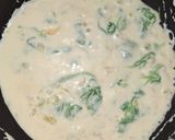 Foto langkah ke 4 dari resep Creamy Chicken Spinach.