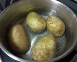 Foto del paso 1 de la receta: Nidos de patata y gulas