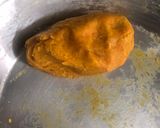 A picture of step 1 of Besan ke gatte ki sabzi.