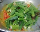 A picture of step 4 of Masaledar Bhindi.