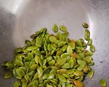 Foto langkah ke 1 dari resep Sambel Asin Cumi Lamtoro.