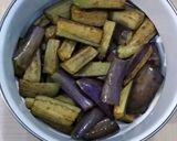 Foto langkah ke 2 dari resep Terong Balado.