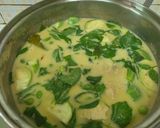 A picture of step 6 of Green Curry Chicken (Gaeng Keow Wan Gai).