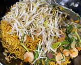 Foto langkah ke 6 dari resep Mie Goreng (Versi Non Halal).