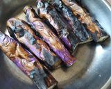 Foto langkah ke 2 dari resep 180.Pecel terong bakar,kuah santan.
