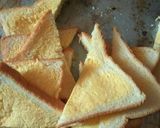 Foto langkah ke 1 dari resep Pizza roti simple.